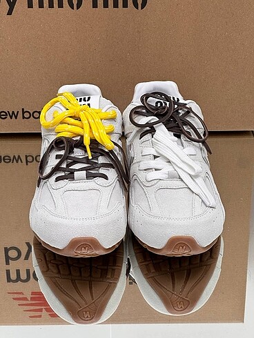 37 Beden beyaz Renk Miu Miu New Balance 530 İthal