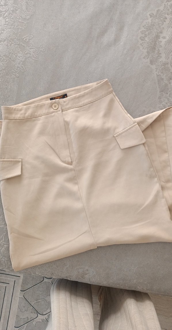 Bej Uzun önden yırtmaçlı Kadın Etek - Görsel 4