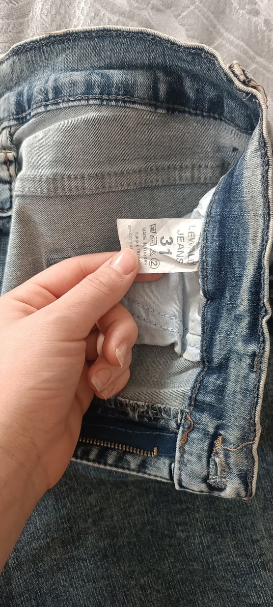 Gri Düğmeli Midi Boy Sıkı Kadın Kot Pantolon - Görsel 3