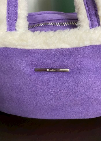  Beden Mor Peluş Detaylı Bershka Çanta