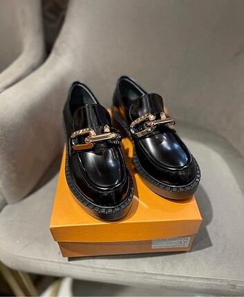 Louis Vuitton Loafer
