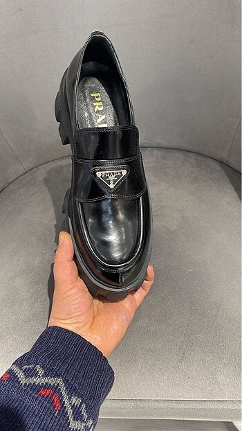 38 Beden Prada Loafer