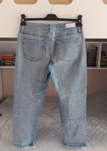 Kadın Mavi Bol Kesim Midi Denim Pantolon - Görsel 3