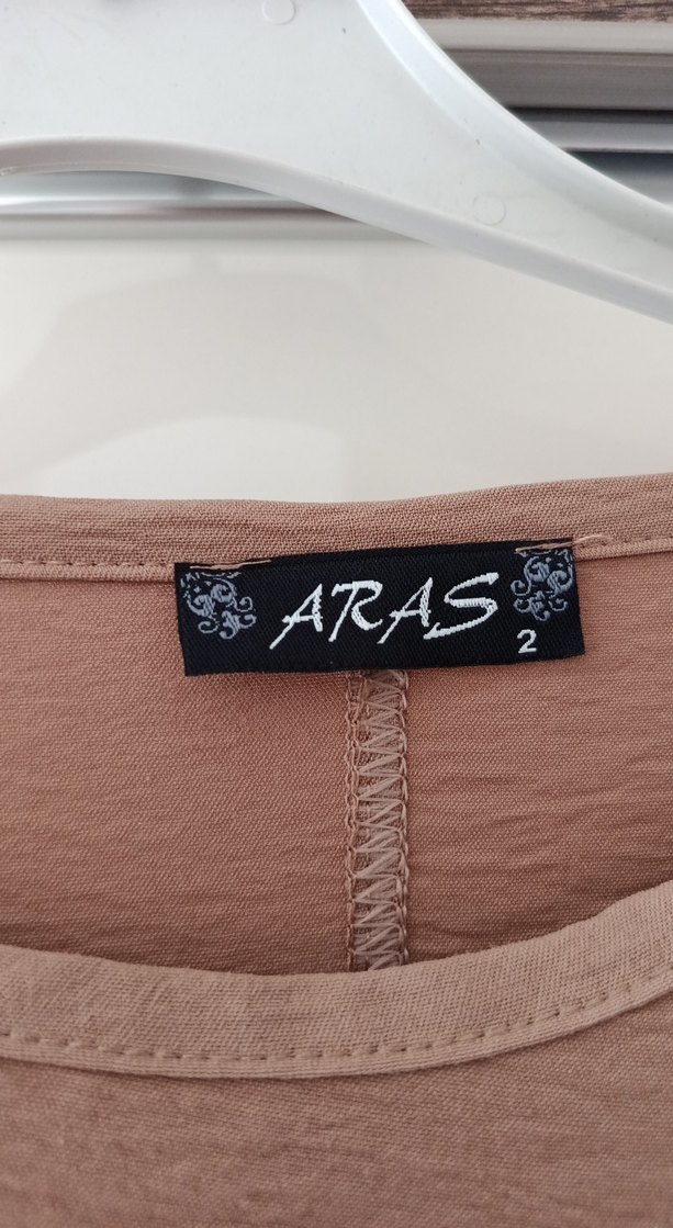 Bej Uzun Kollu Fırfırlı Kadın Tunik - Görsel 4