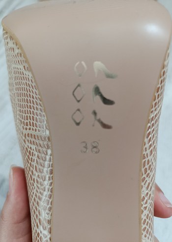 Bej Yılan Desenli Dantelli Stiletto - Görsel 5