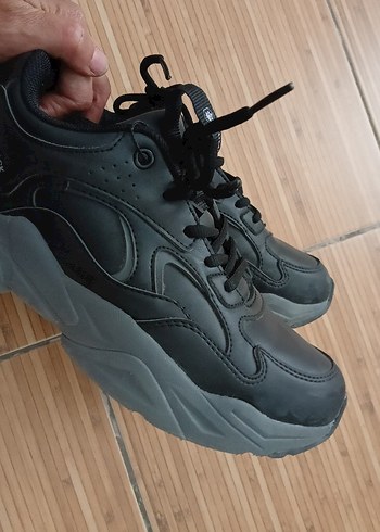 Gri Bağcıklı Spor Kadın Sneakers