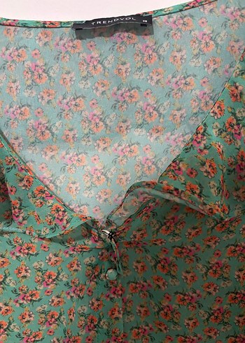 Yeşil Çiçekli Kısa Kollu Bohem Bluz - Görsel 2