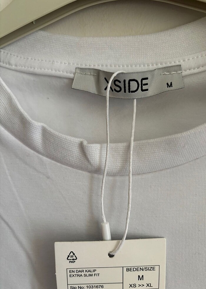 Etiketli tişört - Görsel 2