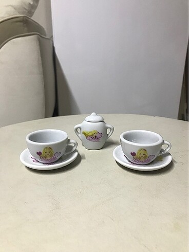  Barbie çay takımı