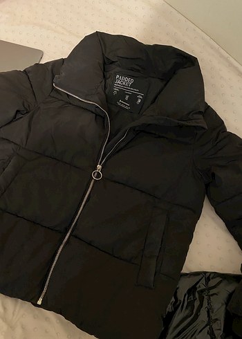 Stradivarius Siyah Fermuarlı Kadın Kışlık Mont - Görsel 4