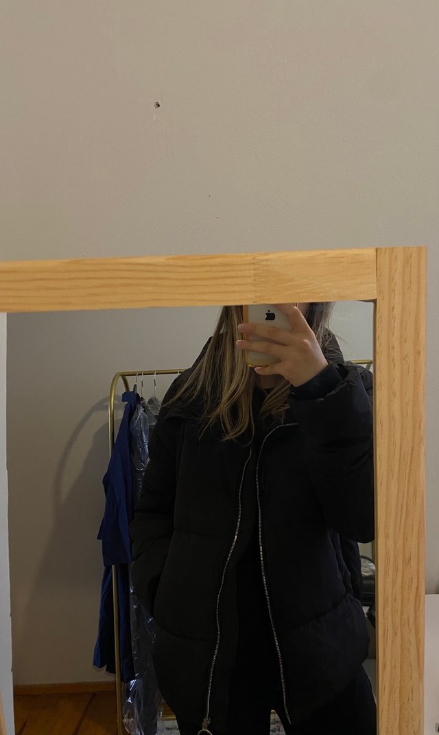 Stradivarius Siyah Fermuarlı Kadın Kışlık Mont - Görsel 3