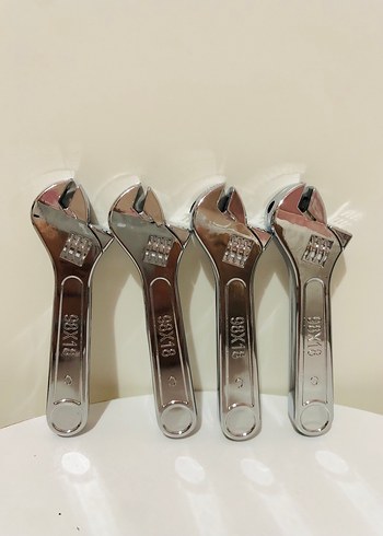 İngiliz Anahtarlığı Çakmak - Görsel 3