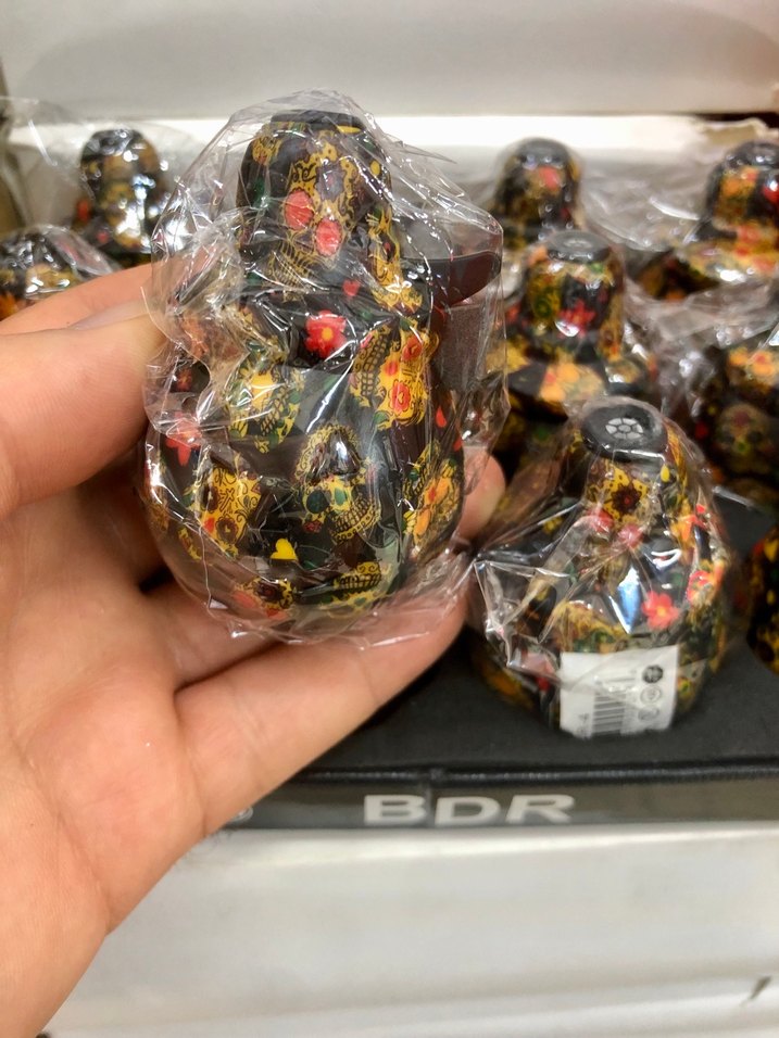 Kafatası Desenli Çok Renkli Figürin Çakmak Sesli - Görsel 4