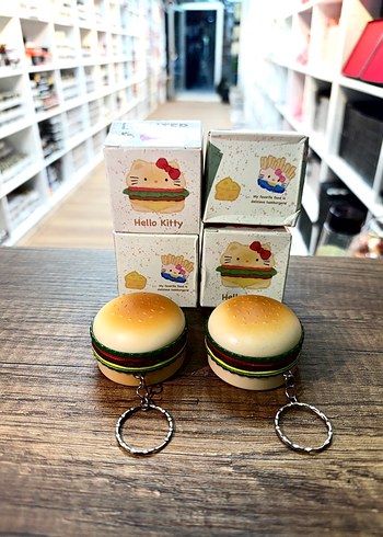Hello Kitty Hamburger Çakmak Anahtarlık - Görsel 3