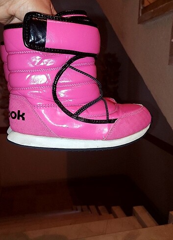 34 Beden ORJİNAL REEBOK KIZ ÇOÇUK KAR BORU