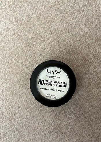 NYX HD Bitirici Pudra Bej
