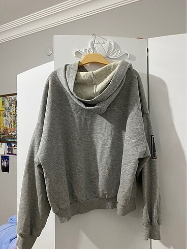 l Beden gri Renk Trendyolmilla gri sweatshirt