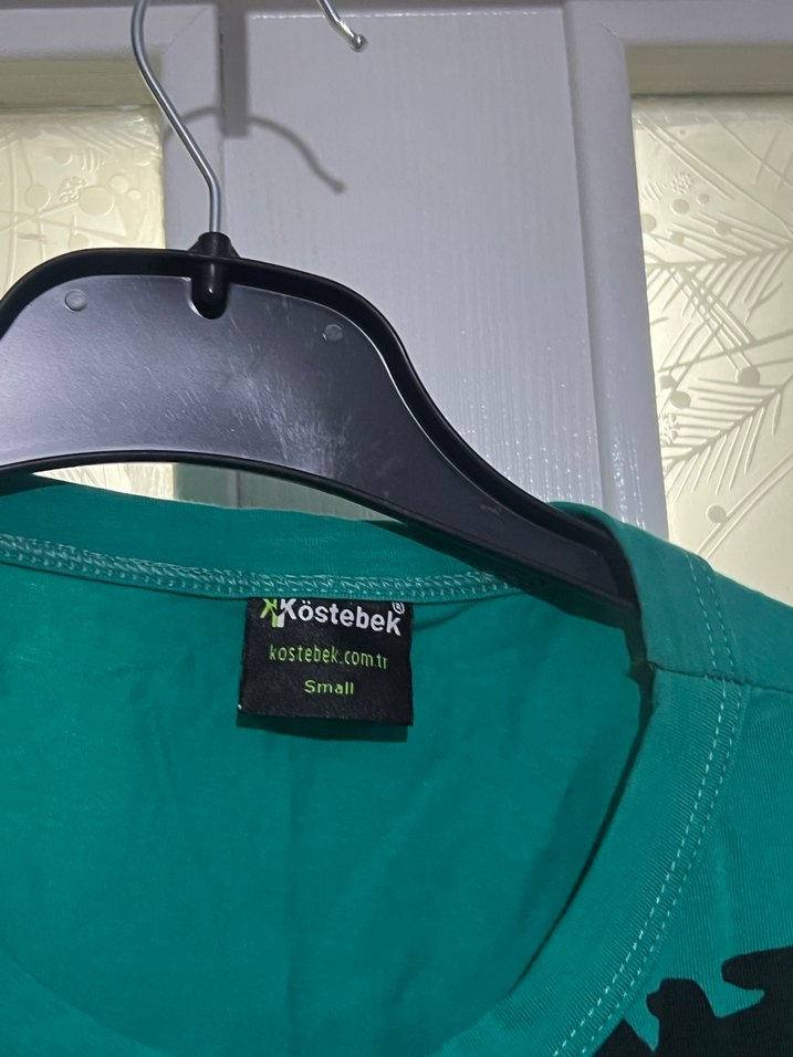 Yeşil Baskılı Kısa Kollu Tişört - Görsel 3