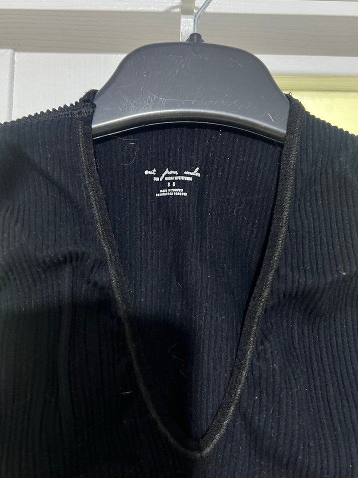 siyah urban outfitters bluz - Görsel 2