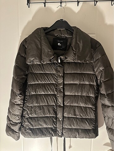 Zara Zara Mont