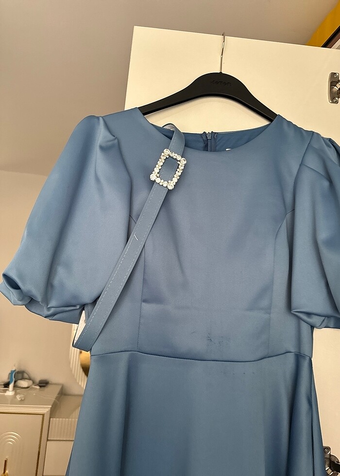 Saten balon kol elbise - Görsel 3