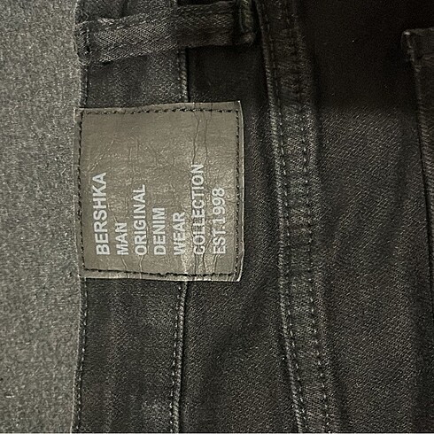 m Beden Bershka siyah kot şort