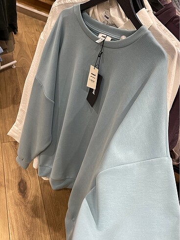 Mavi sweatshirt - oversize / geniş kesim