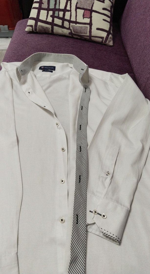Düğmeli Beyaz Pamuklu Erkek Gömlek - Görsel 3