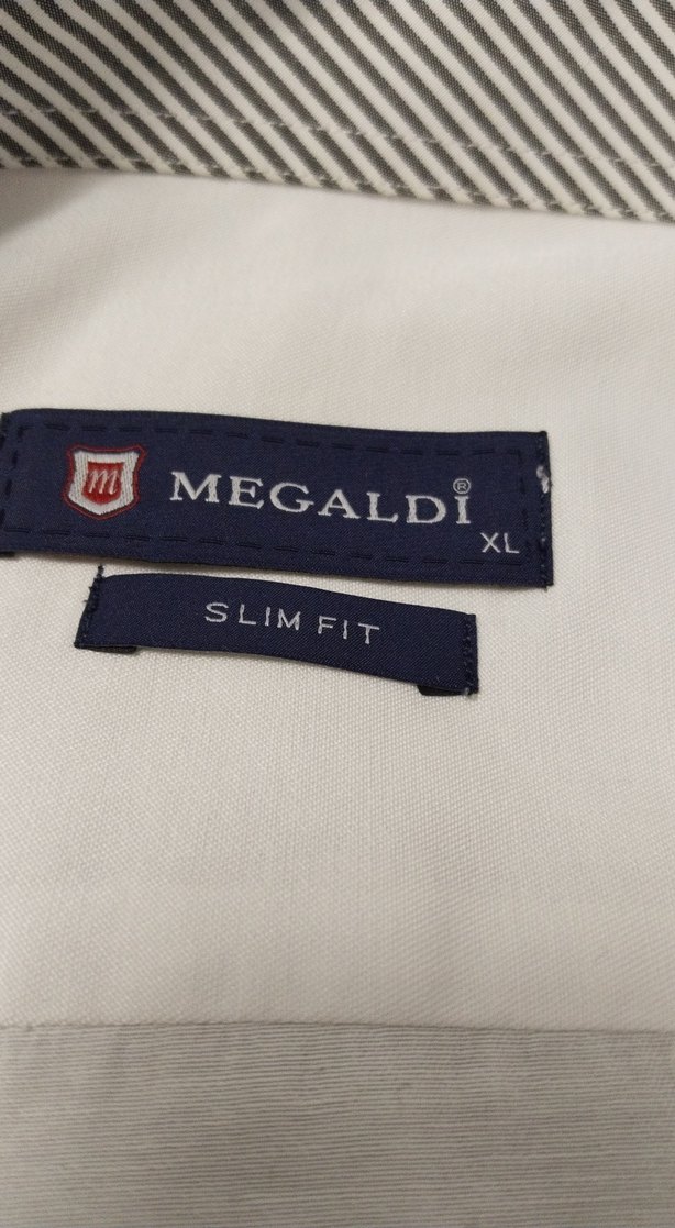 Düğmeli Beyaz Pamuklu Erkek Gömlek - Görsel 4