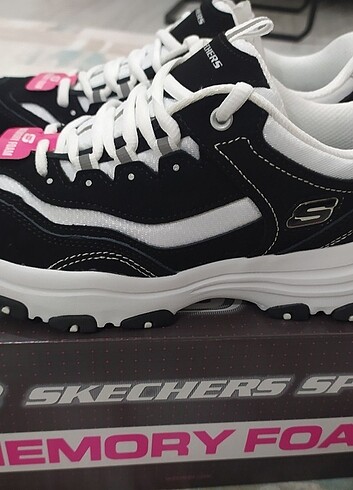 Skechers Orijinal Faturalı Skechers Kadın Ayakkabı
