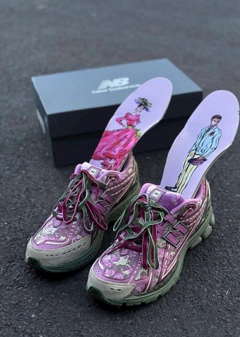 New Balance 1906