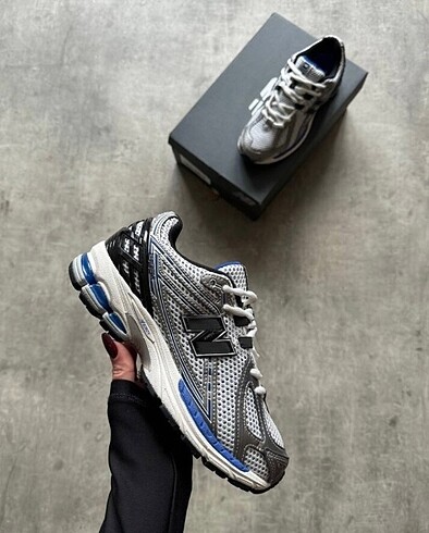 New Balance 1906 Silver Metallic