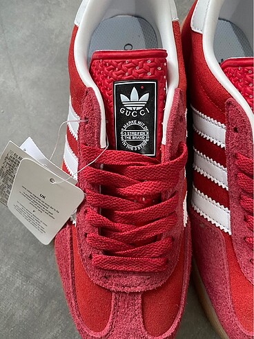 39 Beden Adidas Gazelle red