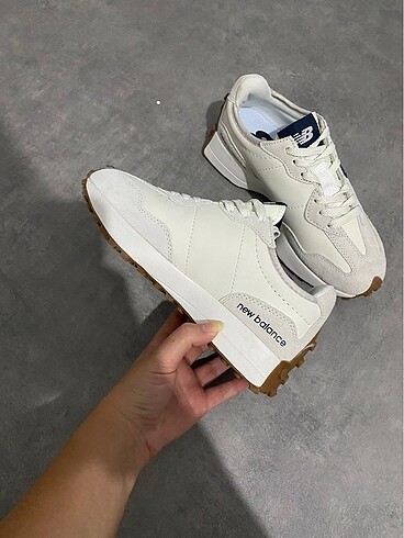 38 Beden New balance 327 Moonbeam Outerspace
