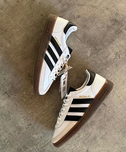 Spezial White
