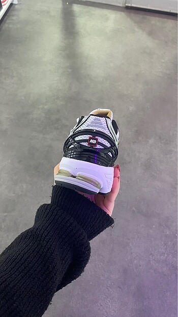 38 Beden New balance 1906R