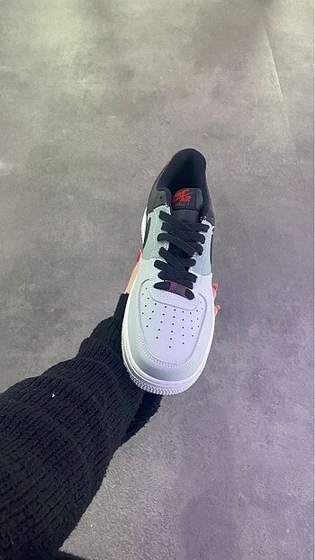 38 Beden siyah Renk Nike.