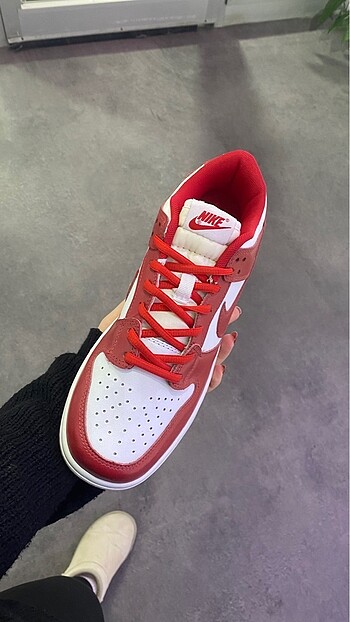 38 Beden kırmızı Renk Nike dunk low