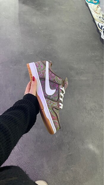 Nike.