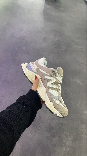 New balance 9060