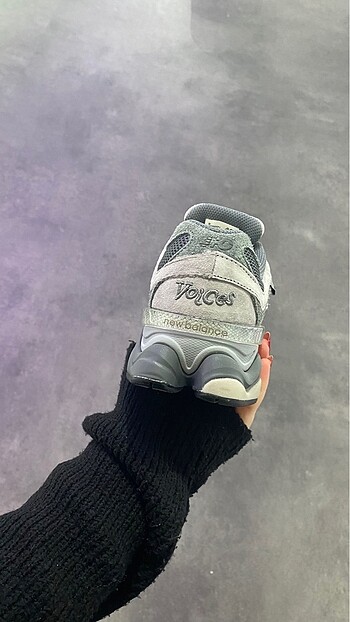 38 Beden gri Renk New balance 9060