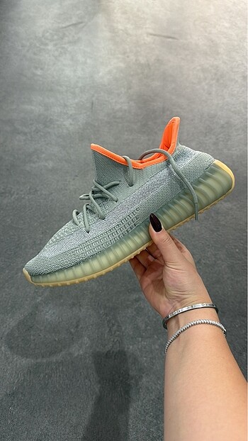 Adidas yeezy