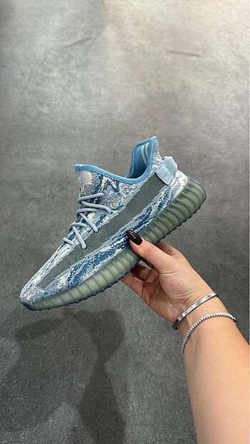 Adidas yeezy