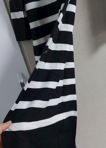 Siyah Beyaz Çizgili Uzun Triko Elbise - Görsel 5