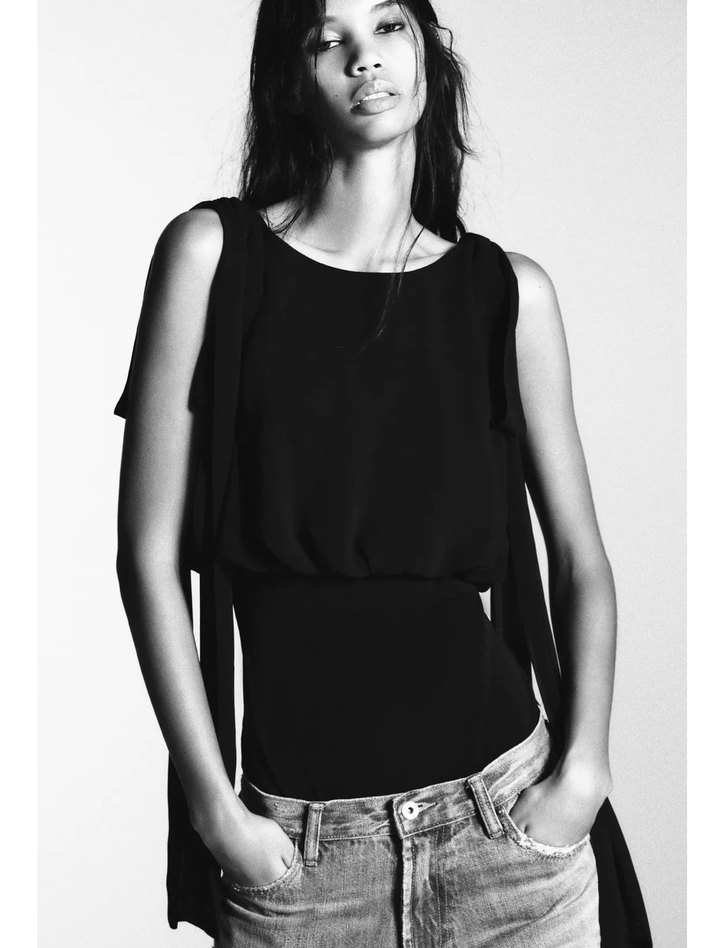 Zara fiyonklu kombine krep body - Görsel 4