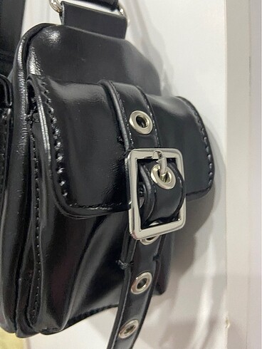 Beden pull and bear y2k vintage goth kemerli çok cepli çanta