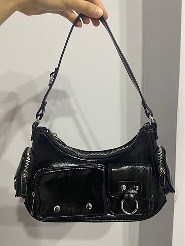 bershka çok cepli çanta y2k grunge goth