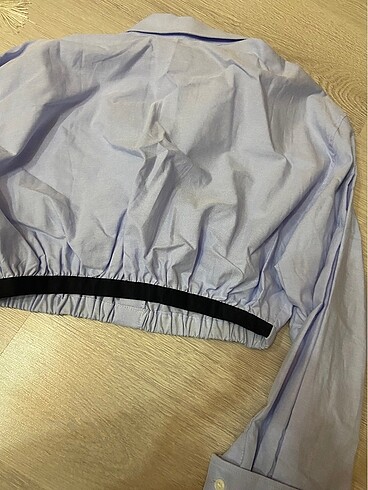 m Beden mavi Renk Zara crop gabardin gömlek