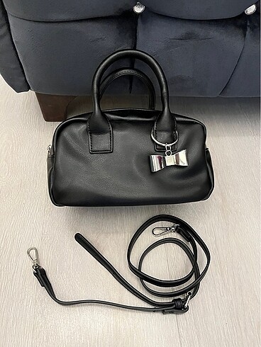 Stradivarius Stradivarius y2k fiyonk charm çanta