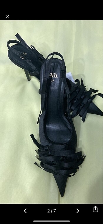 Zara Zara fiyonk detaylı topuklu ayakkabı